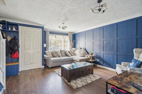 3 bedroom semi-detached house for sale, Oak End Drive, Iver Heath SL0