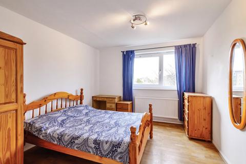 2 bedroom apartment for sale, The Alders, London SW16