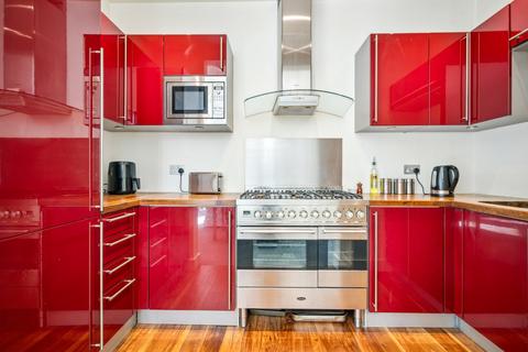 2 bedroom flat for sale, Earls Court Road, Kensington, London