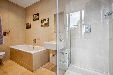 2 bedroom flat for sale, Earls Court Road, Kensington, London