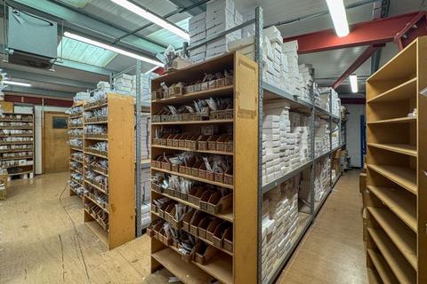 Warehouse to rent, Sapcote Trading Centre, London, NW10