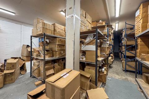 Warehouse to rent, Sapcote Trading Centre, London, NW10