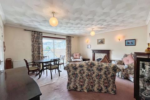 28 Ena Avenue, Neath, SA11 3AD