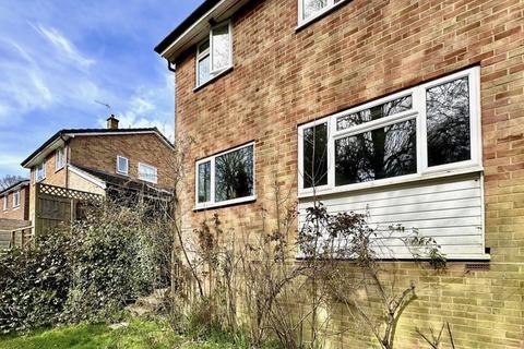 3 bedroom semi-detached house for sale, Coniston Avenue, Tunbridge Wells