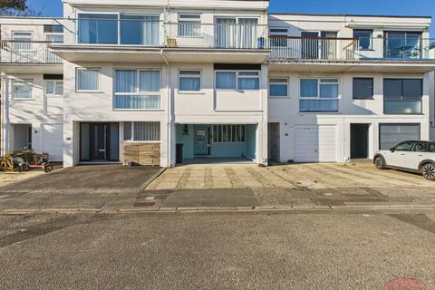 3 bedroom townhouse for sale, Waterside, Mudeford Christchurch