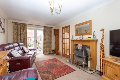 51 Dowell Close, Taunton, TA2 6AU