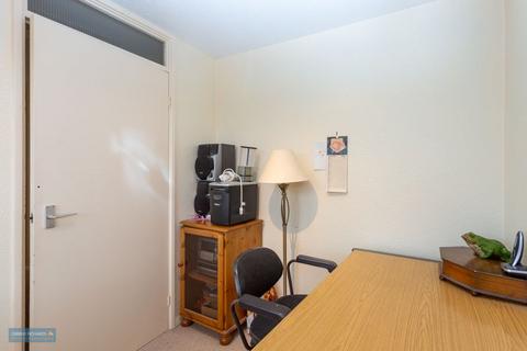 51 Dowell Close, Taunton, TA2 6AU