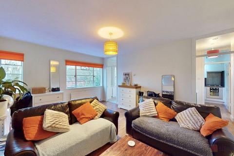 1 bedroom apartment for sale, Broadlands, North Hill, Highgate Village, N6