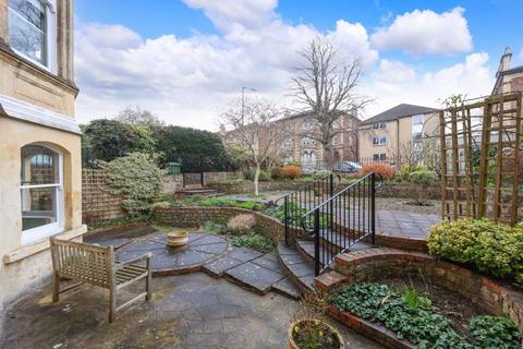 3 bedroom apartment for sale, Apsley Road|Clifton