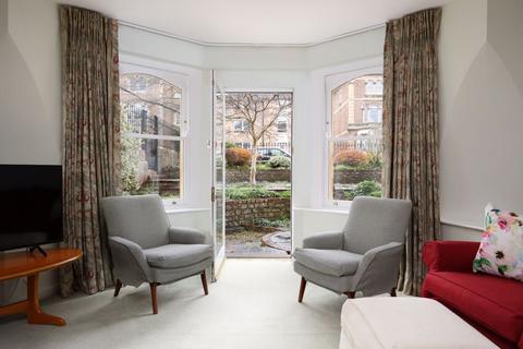 3 bedroom apartment for sale, Apsley Road|Clifton