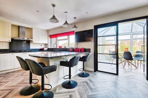 5 bedroom detached house for sale, Carlton Close, Sutton Coldfield, B75 6BX