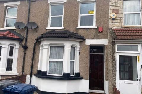 5 bedroom property to rent, Southall UB2