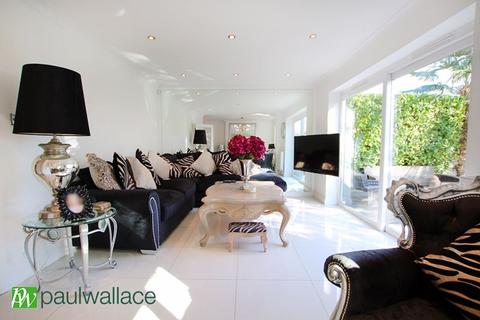 33 Watercress Road, Cheshunt, Waltham Cross, EN7 6XJ