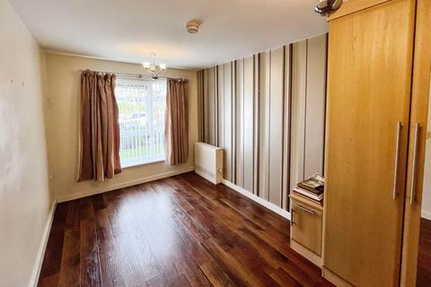 undefined, Hough Fold Way, Harwood