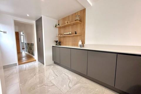 3 bedroom detached house for sale, Victoria Street, Dunstable