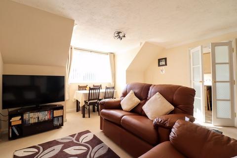 1 bedroom apartment for sale, Clifford Avenue, Bletchley, Milton Keynes
