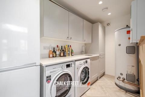 34 Beverley Gardens, Hornchurch, RM11 3PA