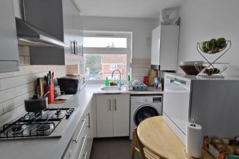1 bedroom flat for sale, Kenton Road, HA3