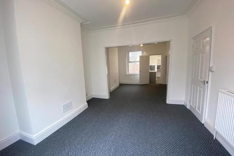 2 bedroom terraced house to rent, Albert Avenue, Wellsted Street, Hull, HU3 3AP