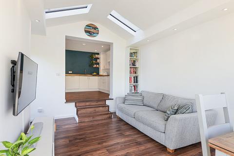 39a Manor Drive, Surbiton, KT5 8NF