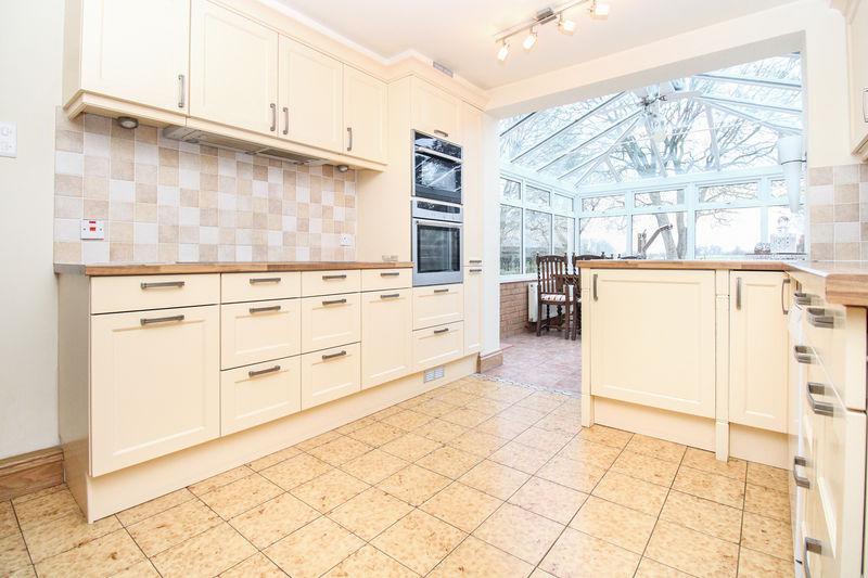 Kitchen/breakfast