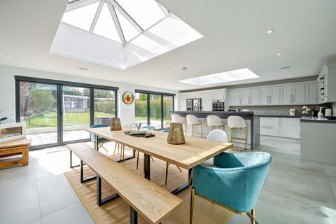 4 bedroom detached house for sale, Green Lane, Tadworth KT20
