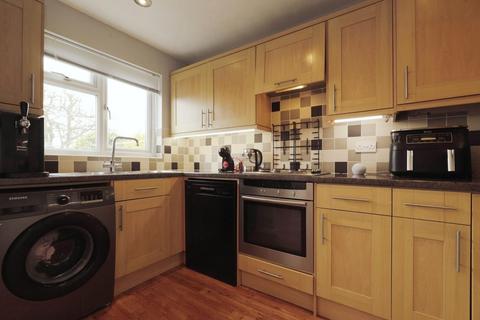 19 Yarrow Drive, Harrogate, HG3 2XD