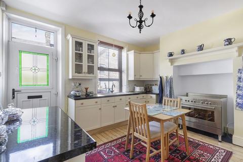 5 Bingley Road, Menston, Ilkley, LS29 6JY