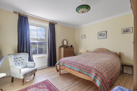 5 Bingley Road, Menston, Ilkley, LS29 6JY