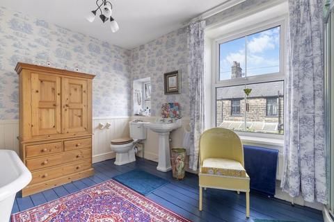 5 Bingley Road, Menston, Ilkley, LS29 6JY