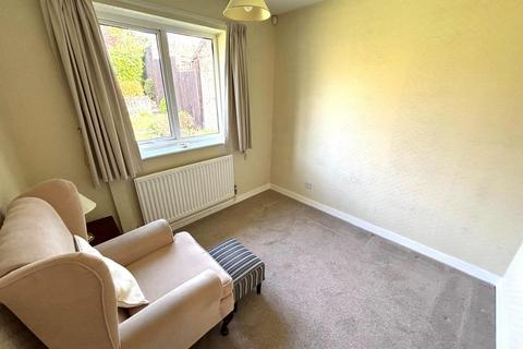 4 Walgrave Close, Northampton, NN3 9SJ