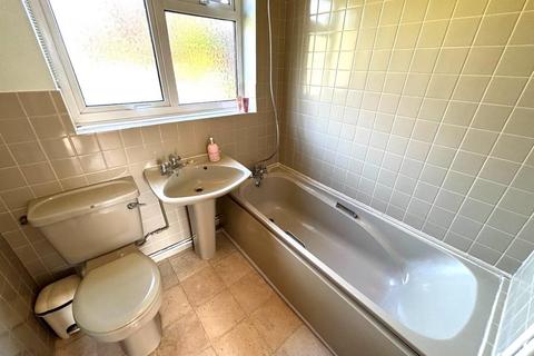 4 Walgrave Close, Northampton, NN3 9SJ