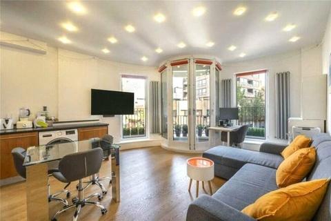 2 bedroom flat for sale, Flat 1, Marshall House 49 London