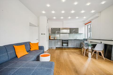 2 bedroom flat for sale, Marshall Street, London, W1F