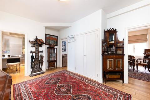 2 bedroom flat for sale, Hallam Street, London, W1W