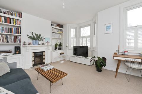 Flat B 16 London