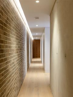 3 bedroom flat to rent, Weymouth Mews, Marylebone, W1G