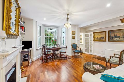 2 bedroom flat to rent, Campden Grove, London, W8