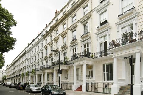 2 bedroom flat to rent, Princes Square, London, UK, W2