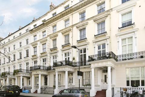 3 bedroom flat to rent, Princes Square, London, W2