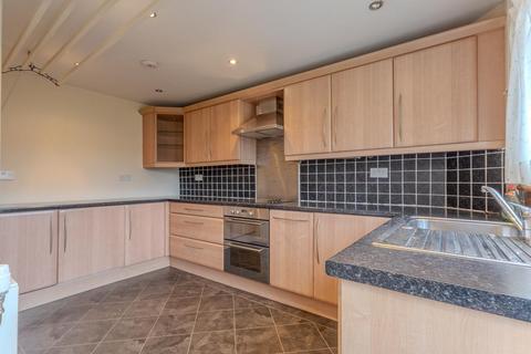 2 Alloway Quadrant, Kirkintilloch, Glasgow, G66 2PF
