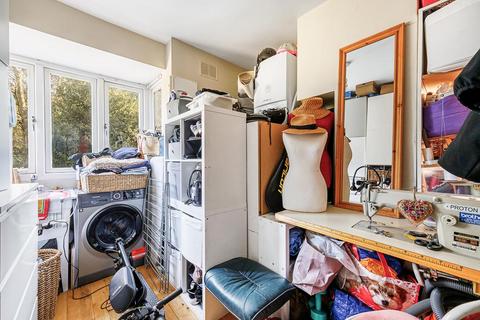 50 Sandall Close, London, W5 1JF