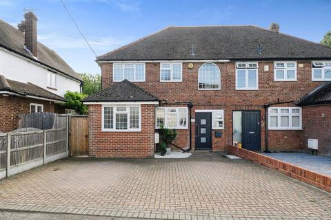 4 bedroom semi-detached house for sale, Cricketers Row, Herongate, CM13