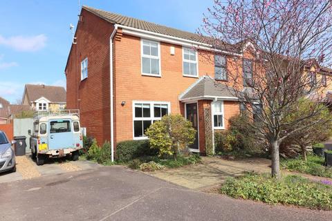 3 bedroom semi-detached house for sale, Luton LU2