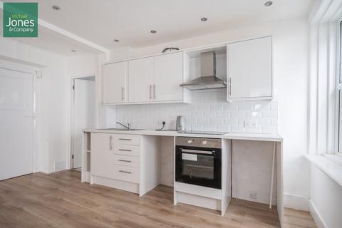 undefined, Marine Parade, Worthing, West Sussex, BN11