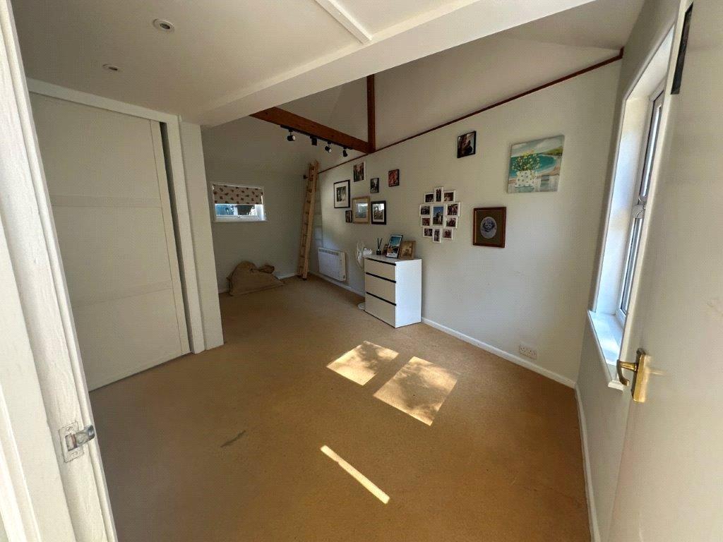Guest Bedroom Suite