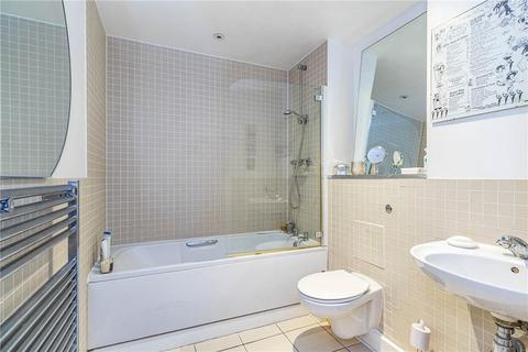 1 bedroom apartment for sale, Avante Court, The Bittoms, Kingston Upon Thames