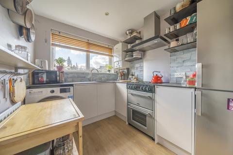 185 Moremead Road, London, SE6 3LU