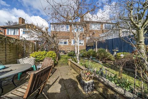 185 Moremead Road, London, SE6 3LU