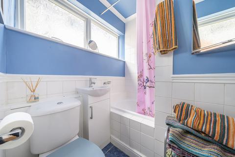 185 Moremead Road, London, SE6 3LU
